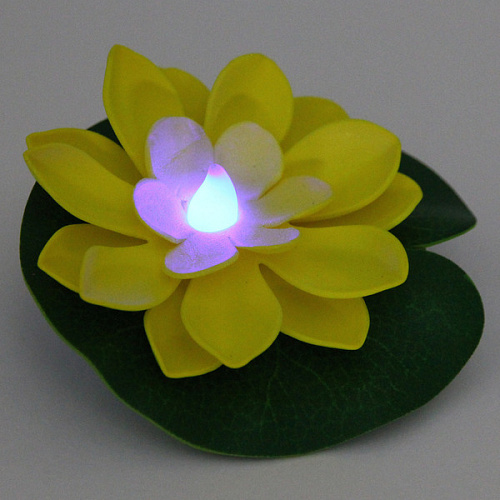 Растение водоплавающее Кувшинка d-10см с подсветкой от контакта с водой, желтый_9