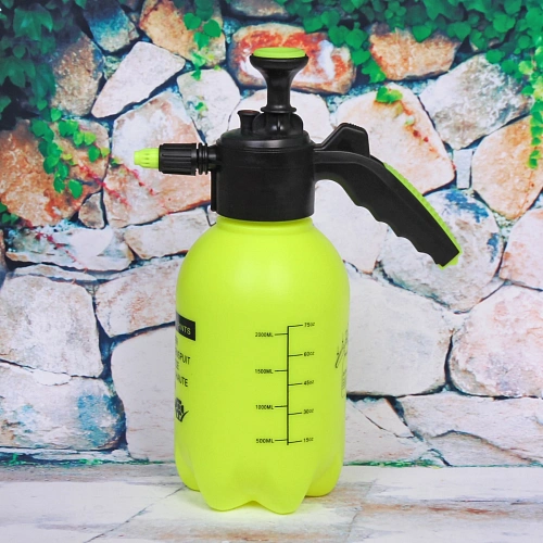 Опрыскиватель помповый 2л Лимон пневматический, с мерной шкалой ДоброСад_6