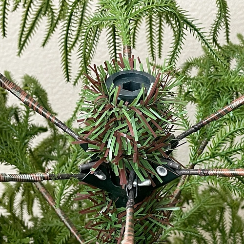 Ёлка 210 см Хвойные лапки резина  (672 ветки)_10