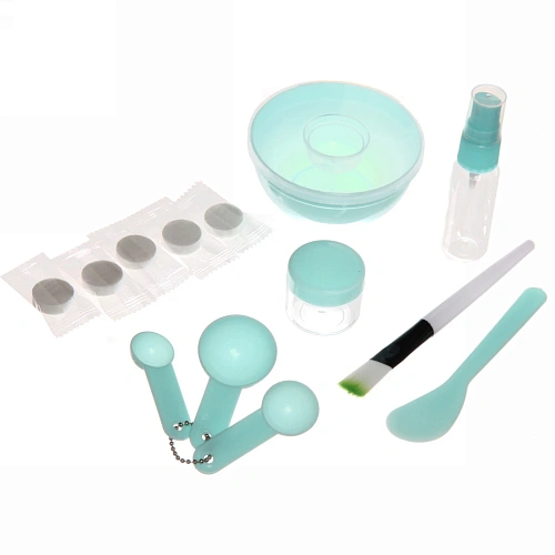 Набор косметический Beauty, кисточка и лопатка, чаша и 5 масок, три мерных ложки, баночка и пульверизатор, микс 2 цвета, 1624_4